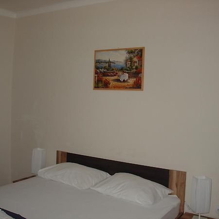 Apartment All 4 You Split Room photo