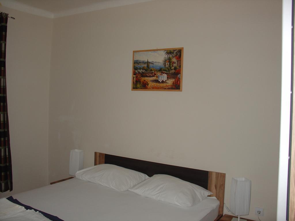 Apartment All 4 You Split Room photo